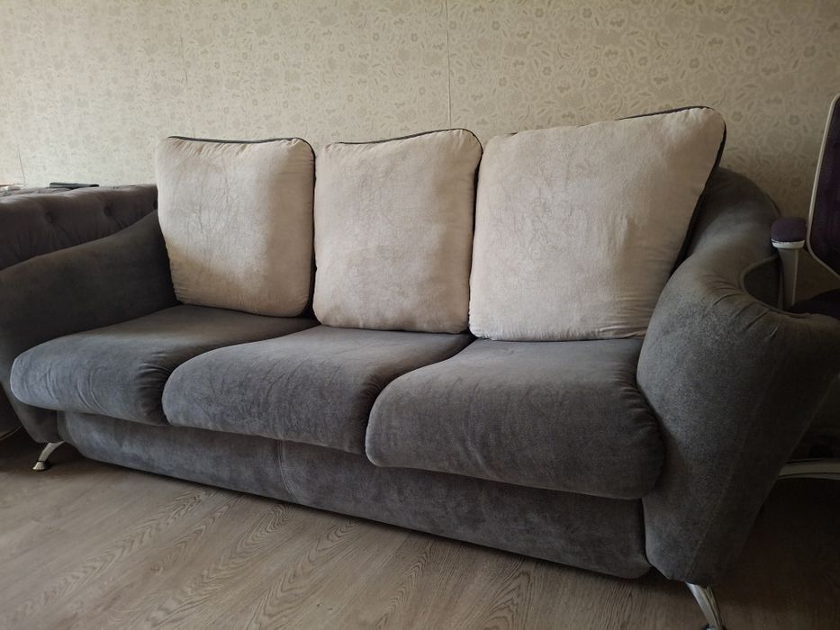 Продам диван и кресло