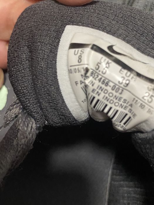 Маратонки NIKE, запазени!