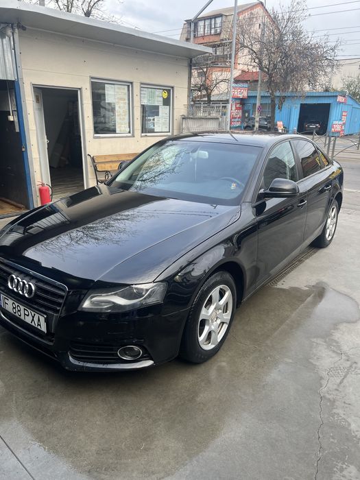 Audi A4 Limuzina/ Audi A4 B8 / 2.0 TDI / 200 CP / Manuala