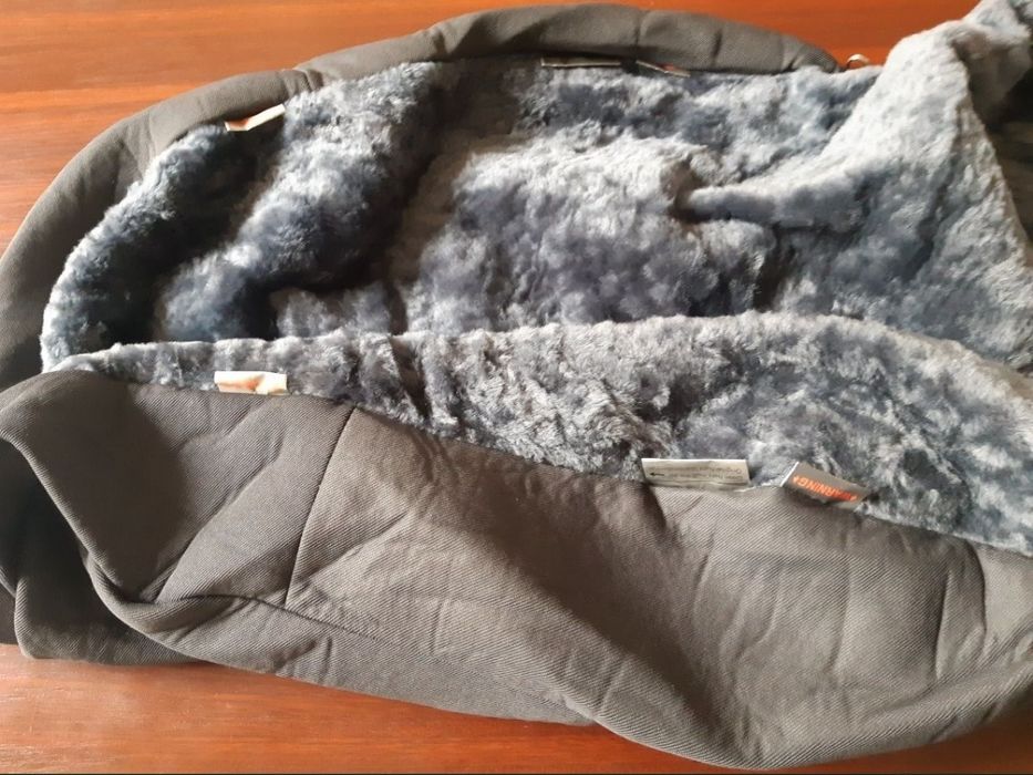 Huse in geantă voiaj confortabil