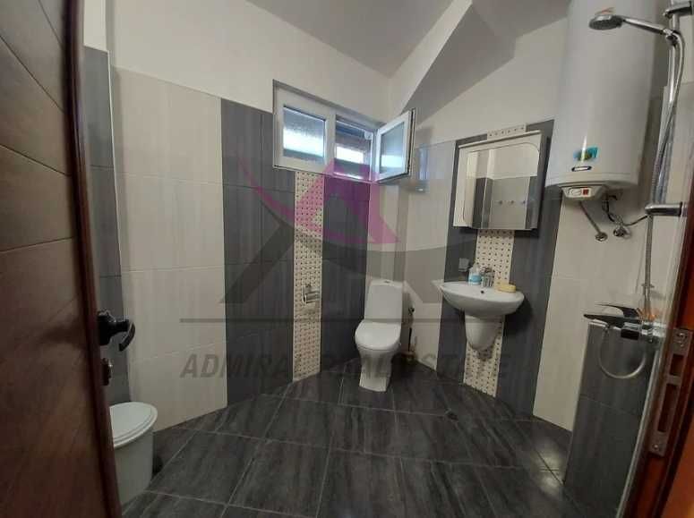 Дава се под наем Тристаен апартамент в с. Чайка, Област Варна - 70 кв.м за 498.27 € - Снимка #4