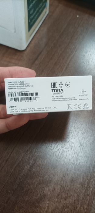 Airpods 4 продается