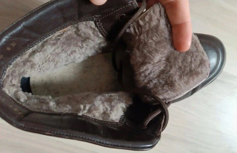 Ghete îmblănite din piele Ganter mărime 8(42 eu)