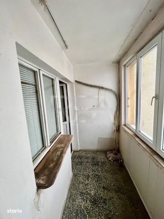 Apartament 3 camere dec Berceni /  Emil Racovita