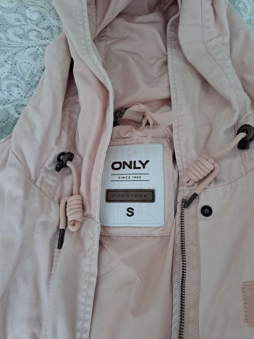 Geaca Only culoare roz pal marime S