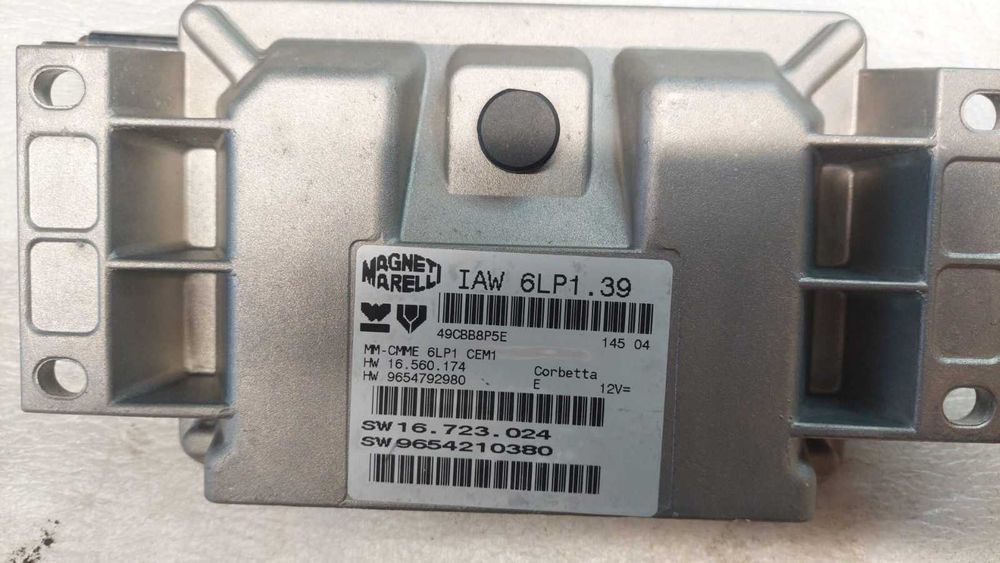 Компютър двигател IAW 6LP1.39