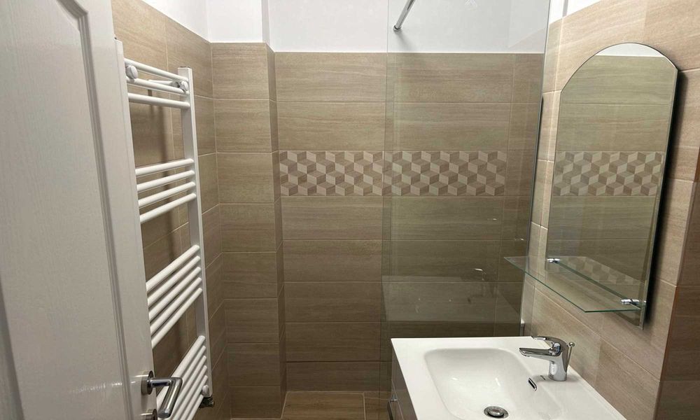 Apartament 2 Camere Confort I  Decomandat Ultra Amenajat Complet 2024