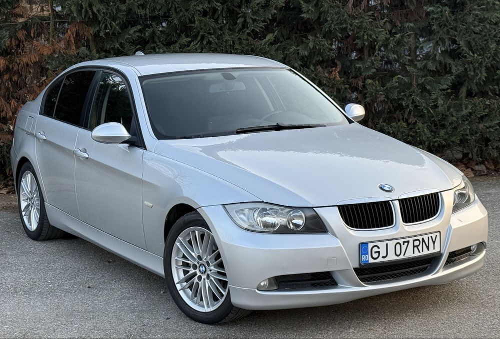 BMW SERIA 3 320d E90 2007 / Navigatie / M47 / DISTRIBUTIA IN FATA