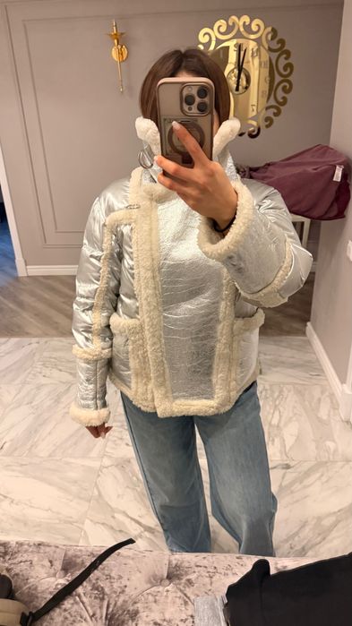 Стильный авиатор MONCLER