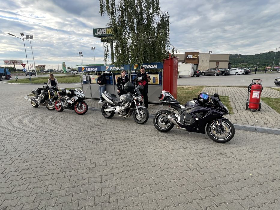 Suzuki GSX-R750 k6