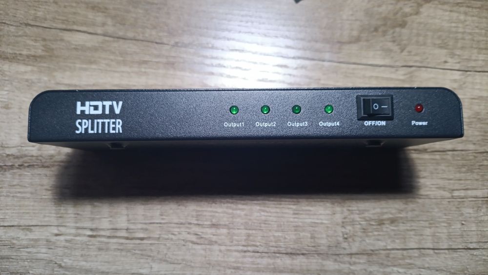 HDMI splitter 1x4 с доп питанием