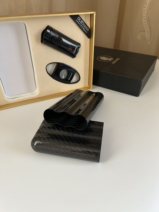 Guevara подаръчен комплект за пури – калъф, запалка и резачка