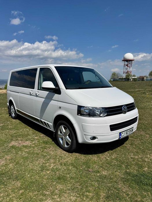 VW Caravelle 4Motion de inchiriat, microbuz 8+1 (duba)