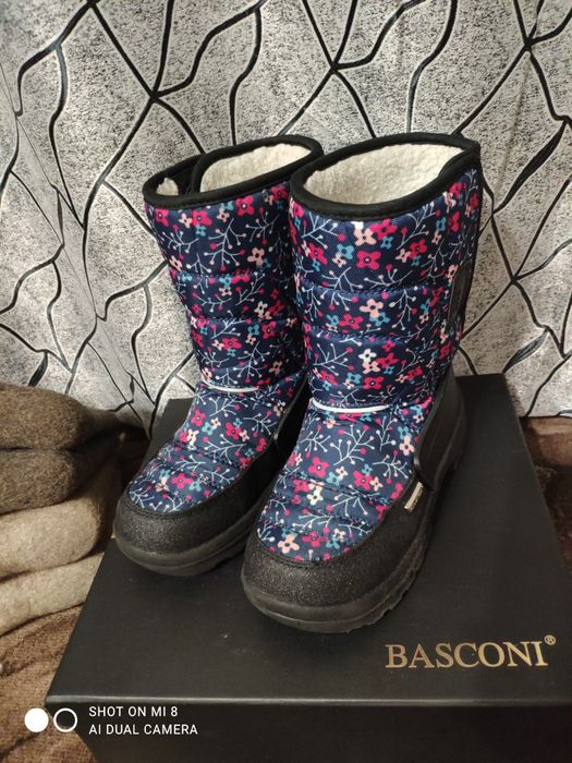 Зимние сапоги. Размер 31/32.