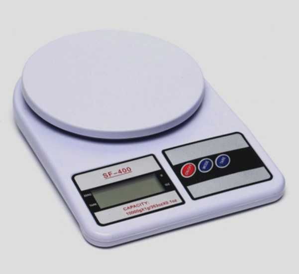 Кухонные весы электронным дисплеем.