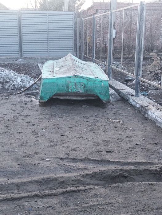 Продам лодку прогресс 4