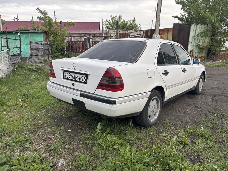 Мерседес с 180 в 202 кузове