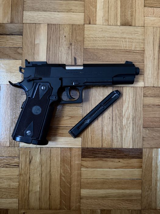 Pistol AirSoft COLT 1911 replica