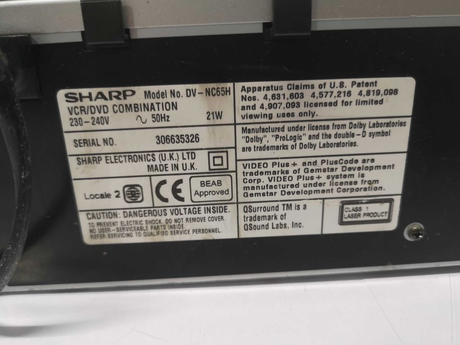 DVD/Video Player / Samsung / Sharp