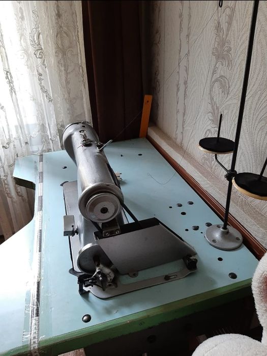 Швейная машина-промышленная