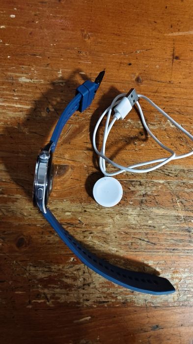 Smart watch ihunt 13 titan