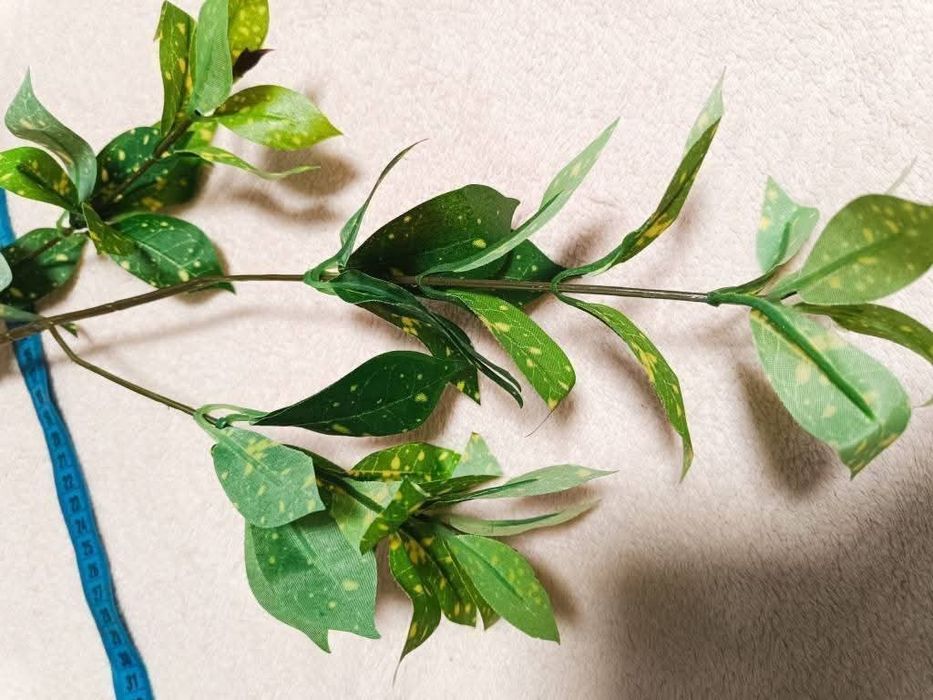 Lot tije artificiale