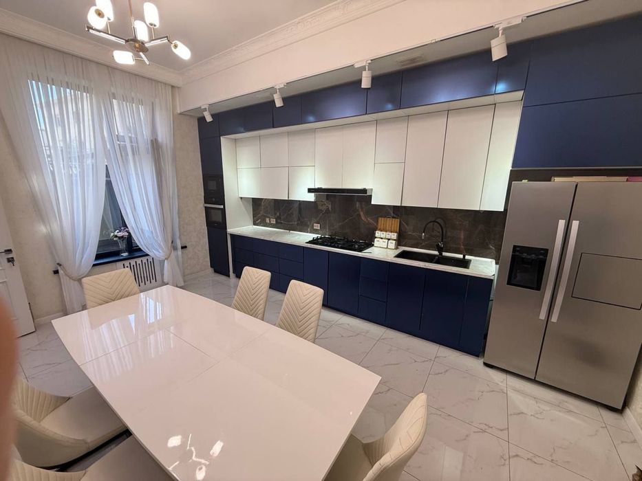 М. Улугбек ор-р  Хумоюн нейрохирургия коттедж 240м2 3.5 сотки