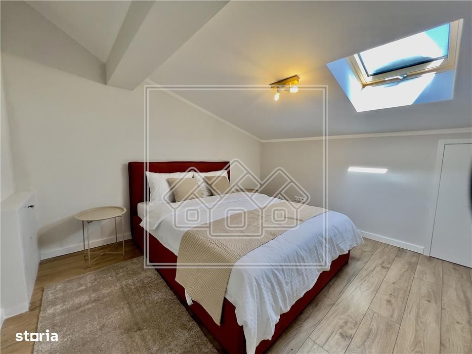 Penthouse mobilat complet, 4 camere si balcon, intabulat — fotografia 3