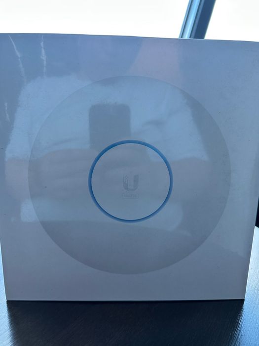Ubiquiti UniFi 6 Pro (U6-Pro) Wi-Fi 6 — Чисто нова