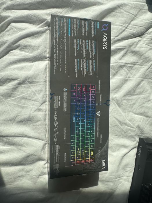 Tastatura aqirys mira