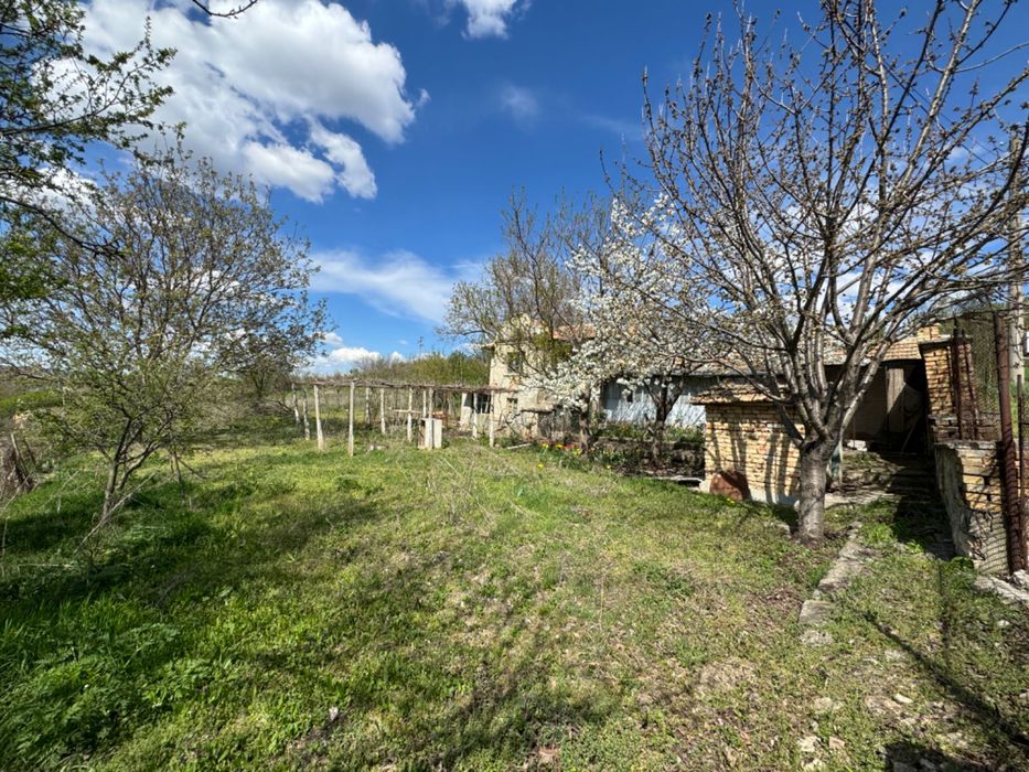 Продава се Къща в с. Брестак, Област Варна - 186 кв.м за 74 €/кв.м - Снимка #3