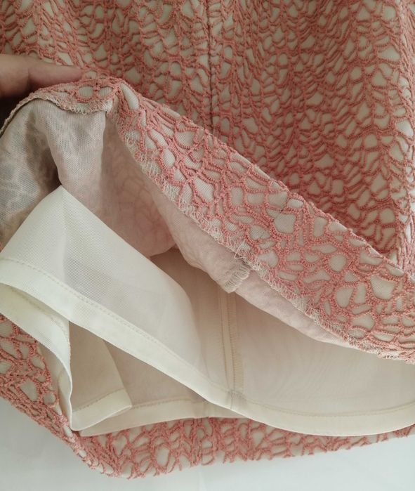 Fusta DIKA masura M din vascoza purtata doar de cateva ori