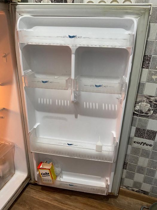 Холодильник Samsung