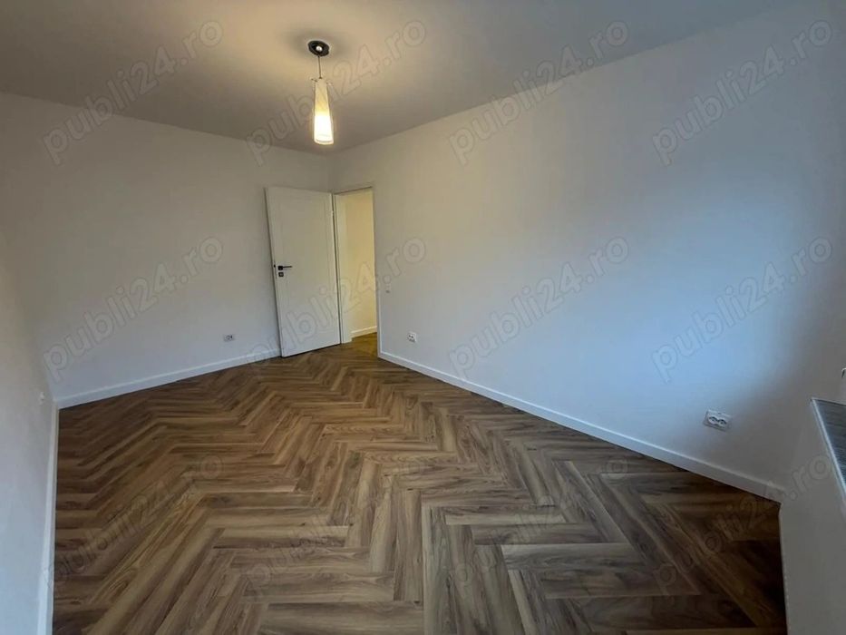 Apartament cu patru camere  in zona Almasului