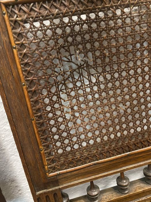 Френски дъбови столове със седалки от ратан