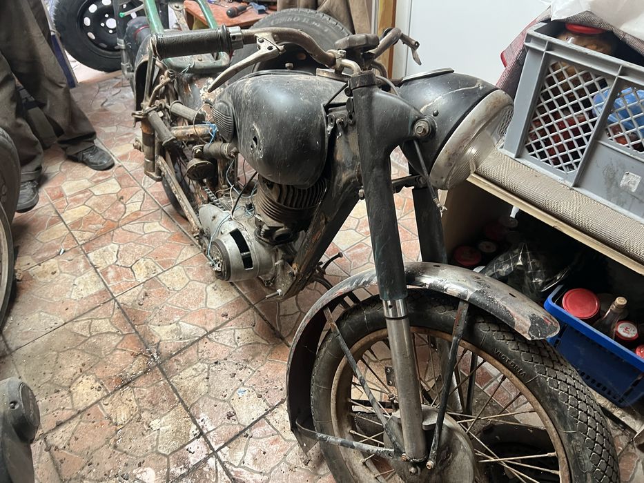Ij 49 motocicleta de epoca