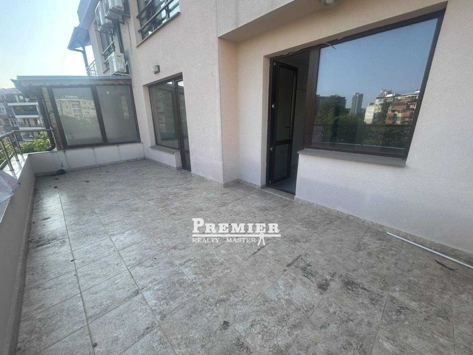 Продава се Двустаен апартамент в Бургас, Изгрев - 96 кв.м за 1047 €/кв.м - Снимка #9