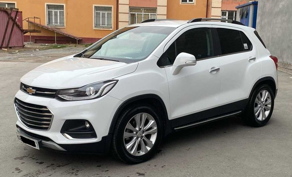 Tracker 1 Premier, зудлик билан сотилади