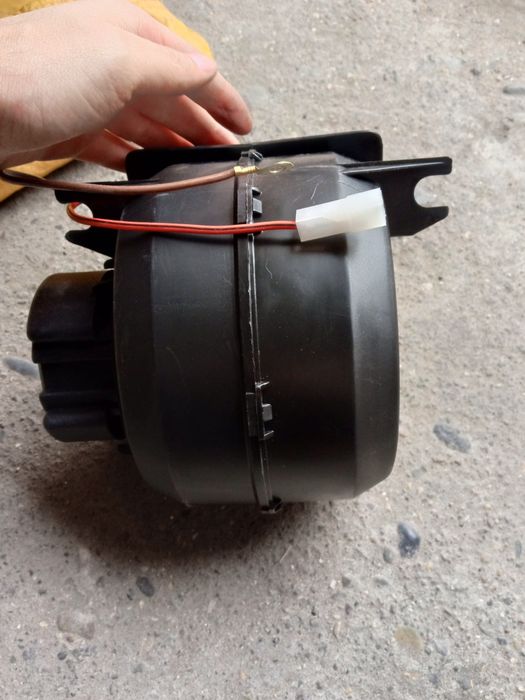 Продам Моторчик печки на ваз