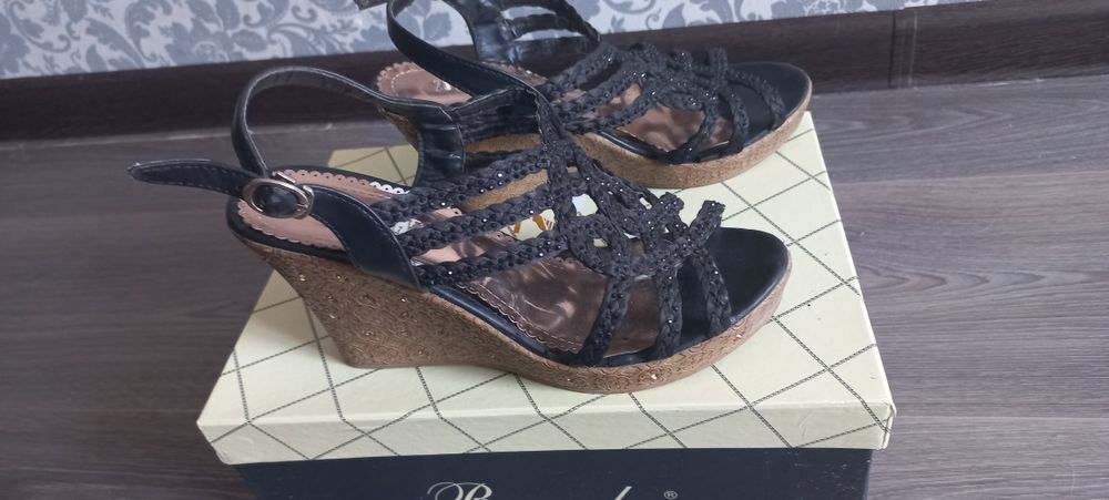 Босоножки 36-37р