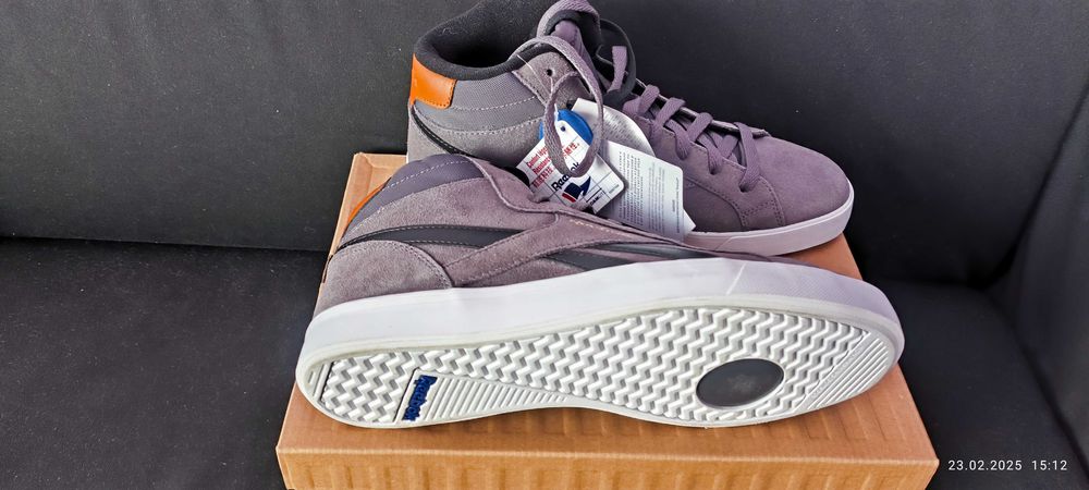 Reebok 42 piele gri, noi in cutie