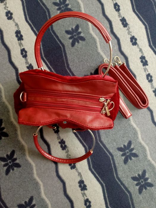 Продам сумки новые