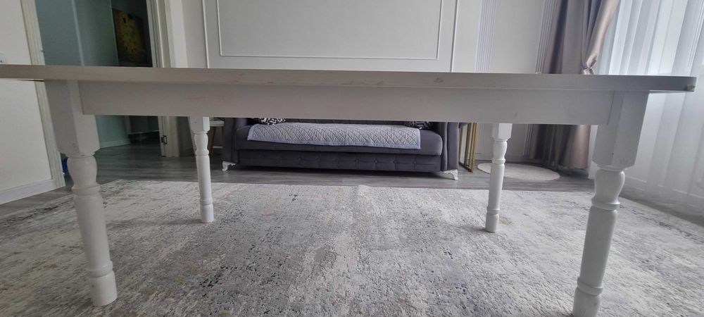 Продам стол для гостей