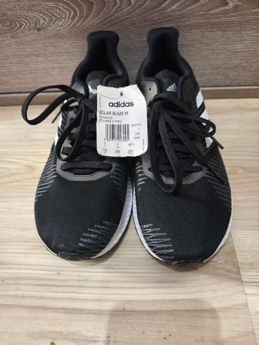 Продавам нови маратонки