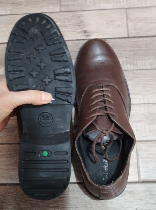 Pantofi Timberland și Bugatti Nr 43