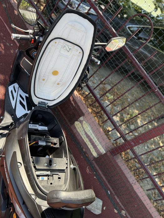 Scuter electric Sunra Hawk NOU