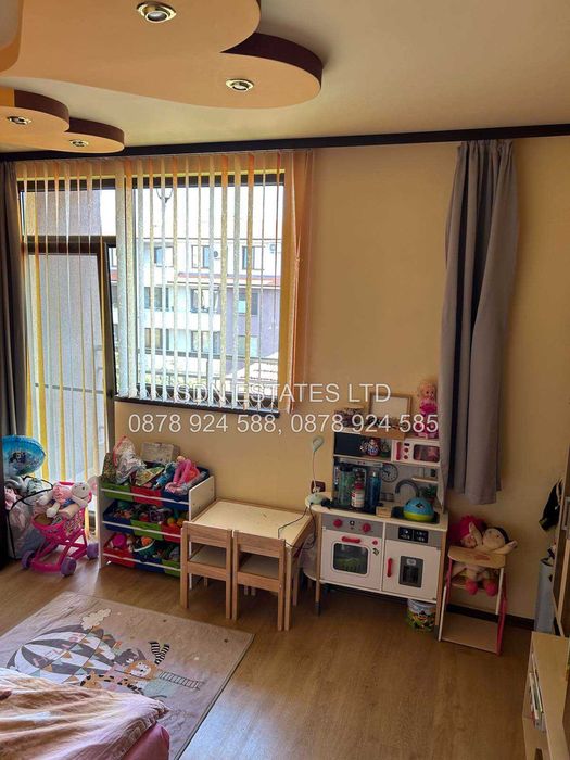 Продава се Тристаен апартамент в Казанлък - 110 кв.м за 1368 €/кв.м - Снимка #5