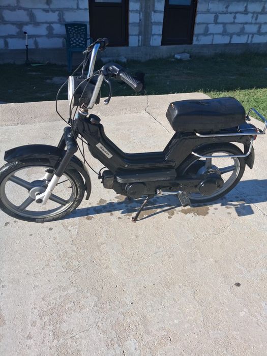 Motoscuter piaggio 49
