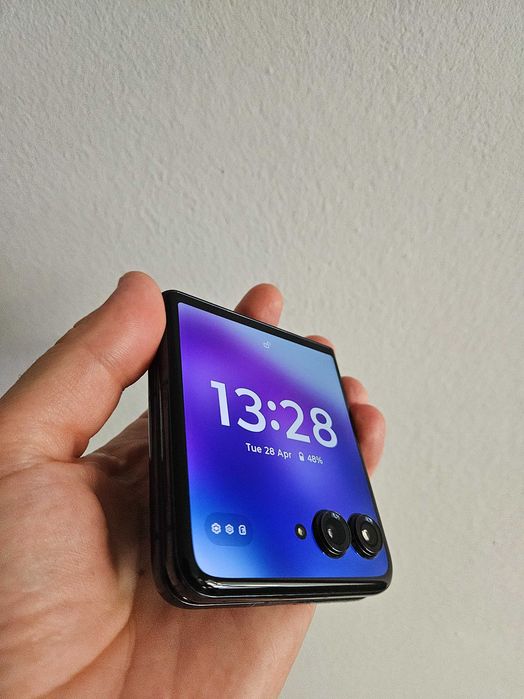 Motorola razr 50 ultra 512 gb Husa cadou garantie.