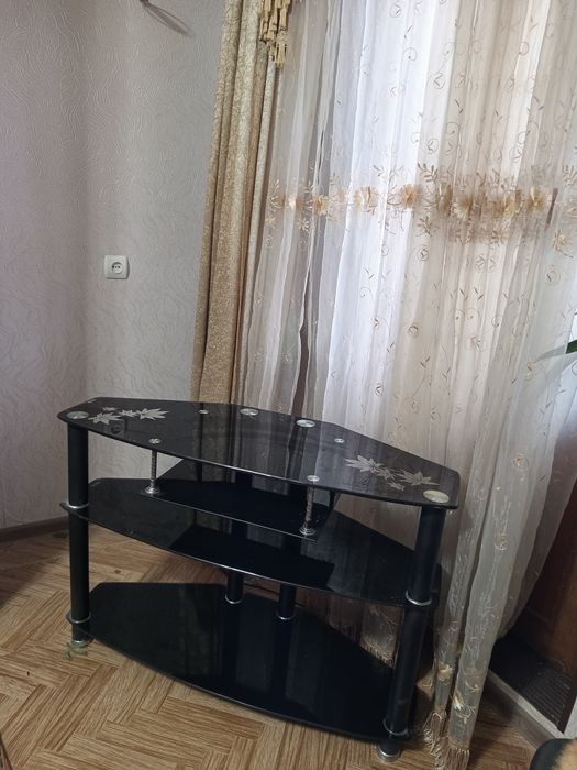 Продам подставку под телевизор